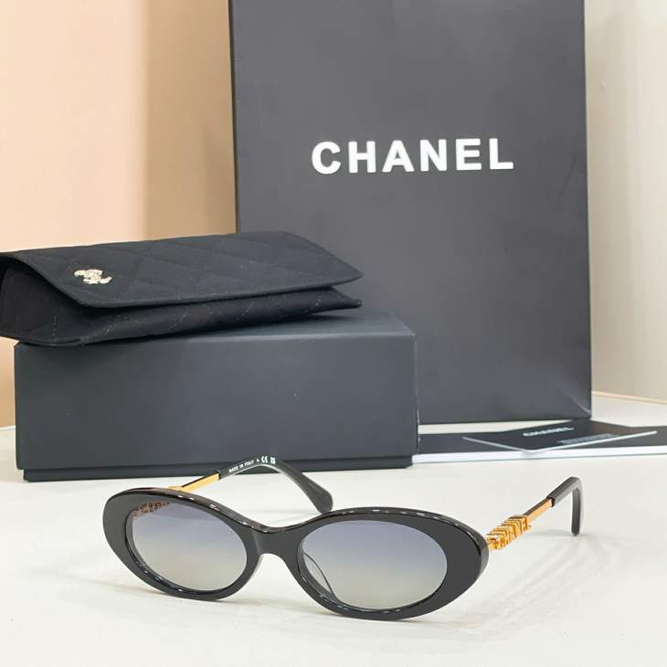 Picture of Chanel Sunglasses _SKUfw80275878fw